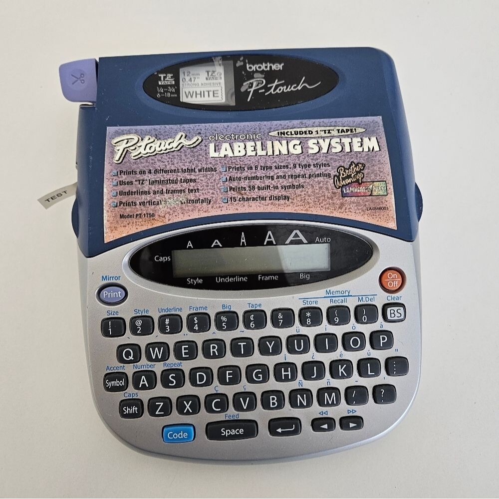 Brother | P-Touch PT-1750 Electronic Label Maker With Extra Labels & Batteries - Picture 3 of 11